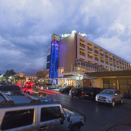 Leon Hotel Kinshasa Exterior foto